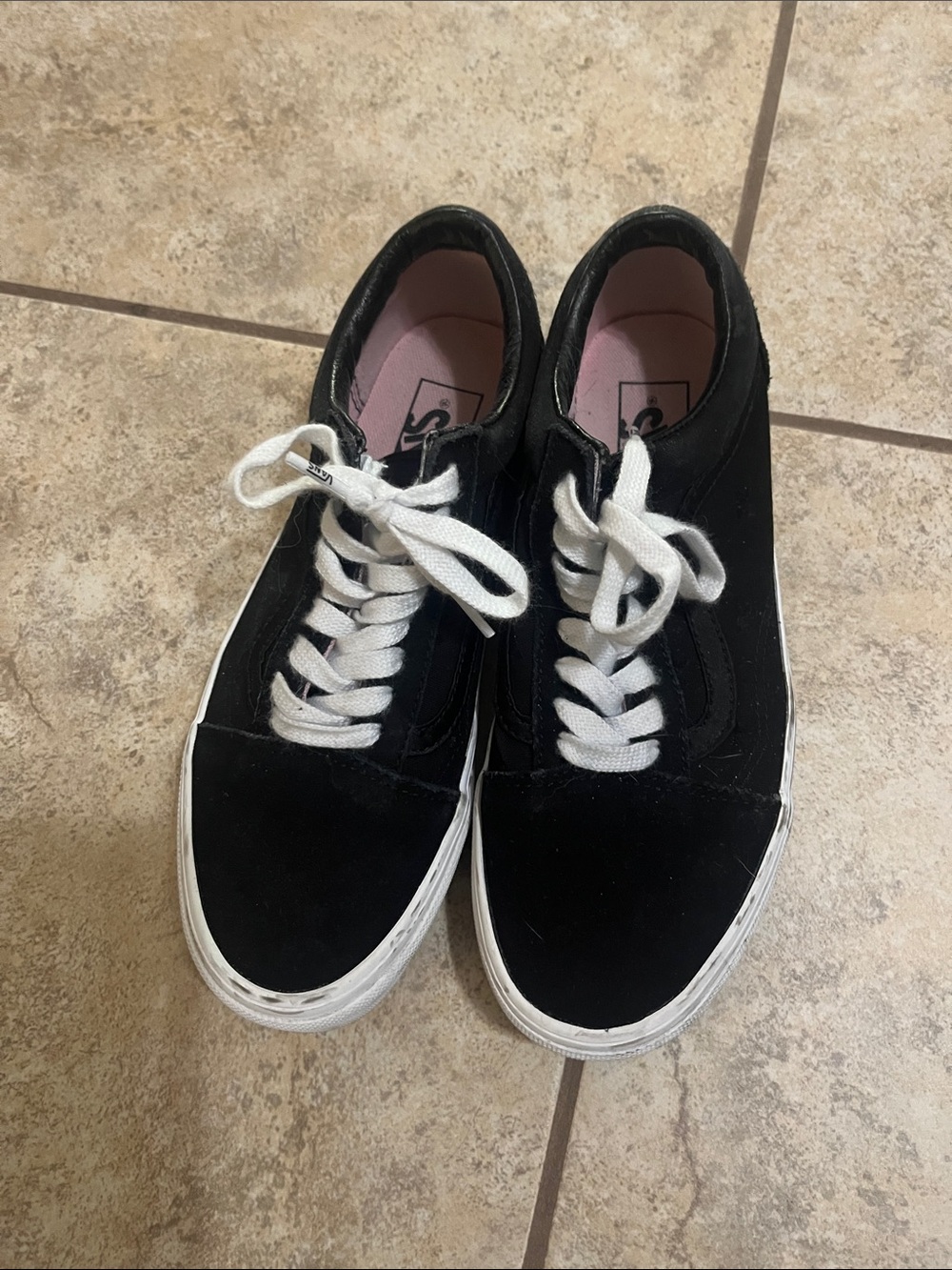 Black vans  Low-Top Sneakers with White Laces- embroidered bow detail on back